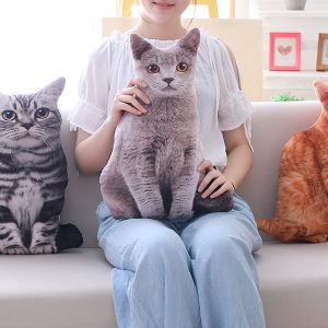 Chat réaliste – Coussin décoratif, 3 modèles au choix