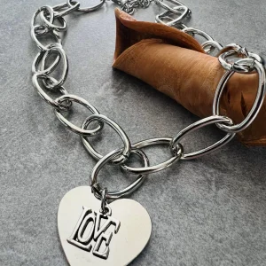 Collier CASSIE pendentif cœur et love superposés, chaîne gris maillons , acier inoxydable - Créations Uniques
