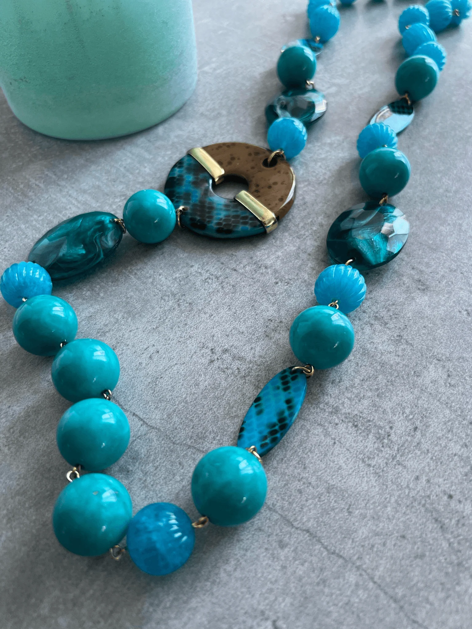 Collier Francine BRAMLI original et asymétrique – Image 2