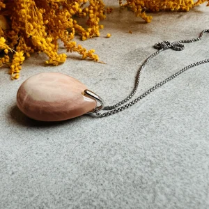 Collier PIERRE DE SOLEIL pendentif goutte rose