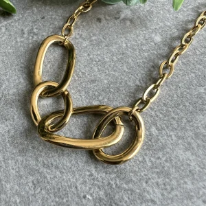 Collier casual NOËLLE maillons dorés