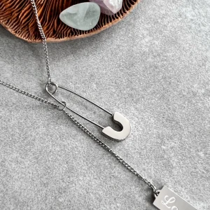 Collier LORENZO original, argenté et asymétrique.