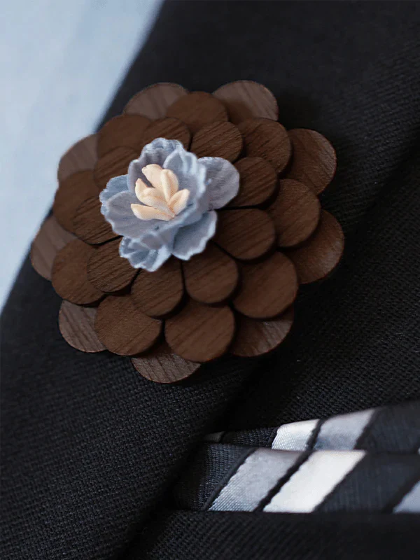 Broche en Bois fleur Homme - Picea – Image 2