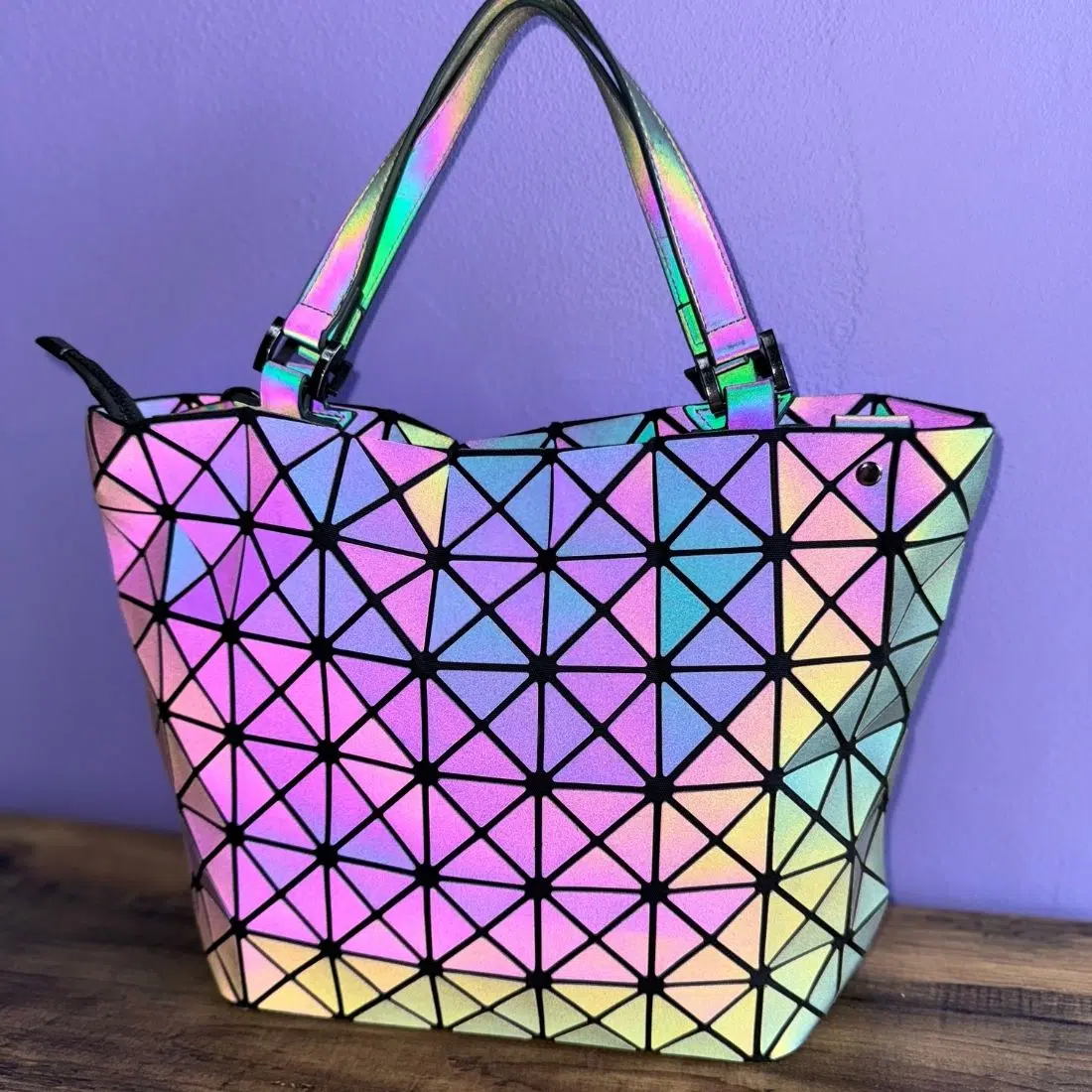 Grand sac à main réfléchissant Flashy Pearl – Image 4