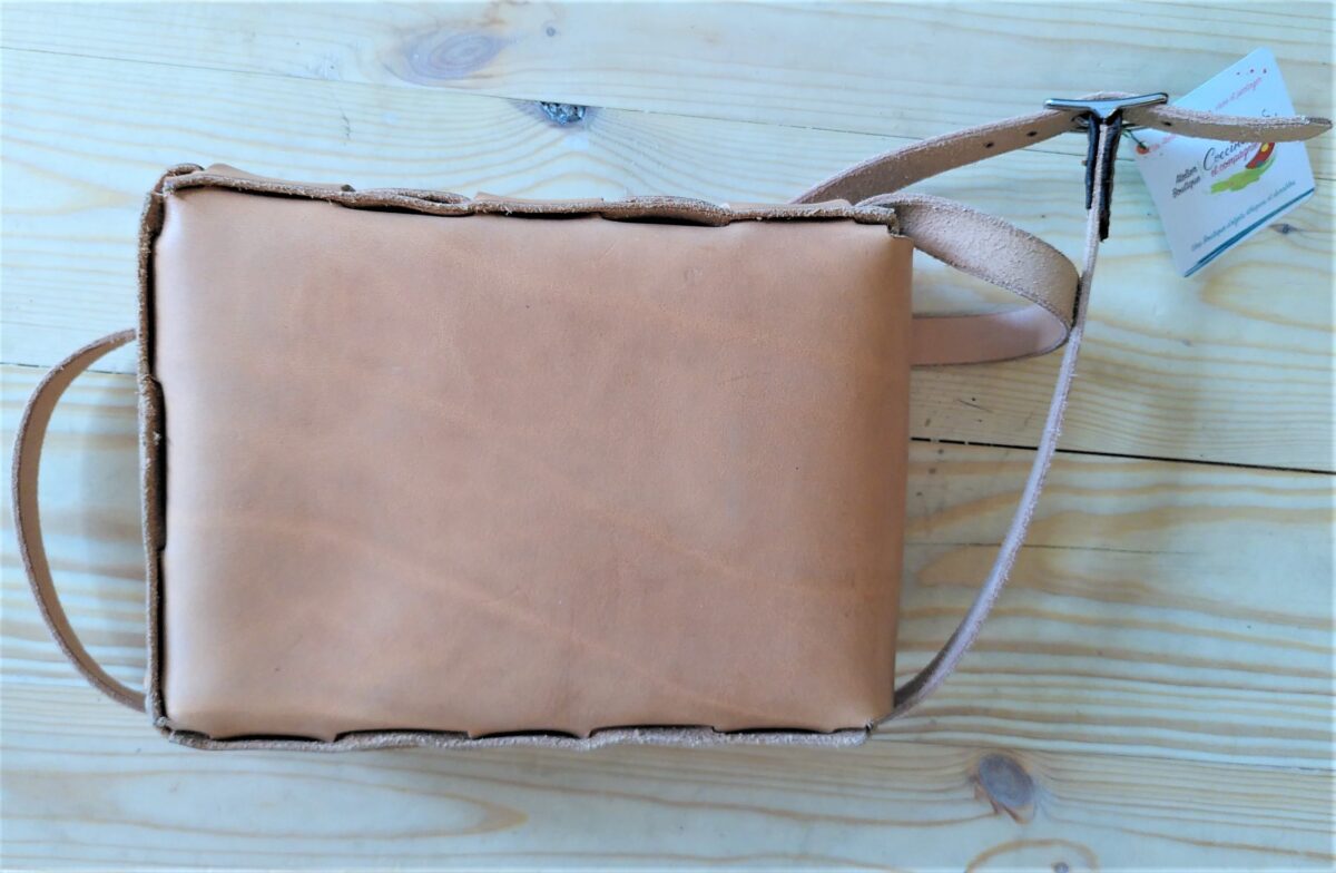 Sac rectangulaire design en cuir – Image 3