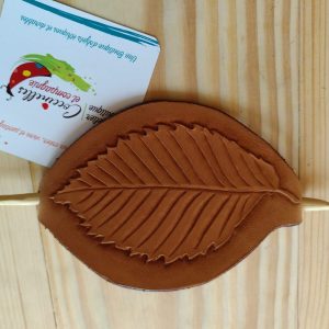 Barrette à cheveux en cuir repoussé « Charme »