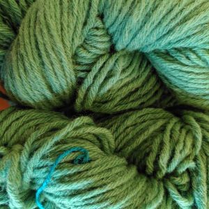 Écheveau Vert amande – 6 brins – bulky – aiguilles +- 7-8