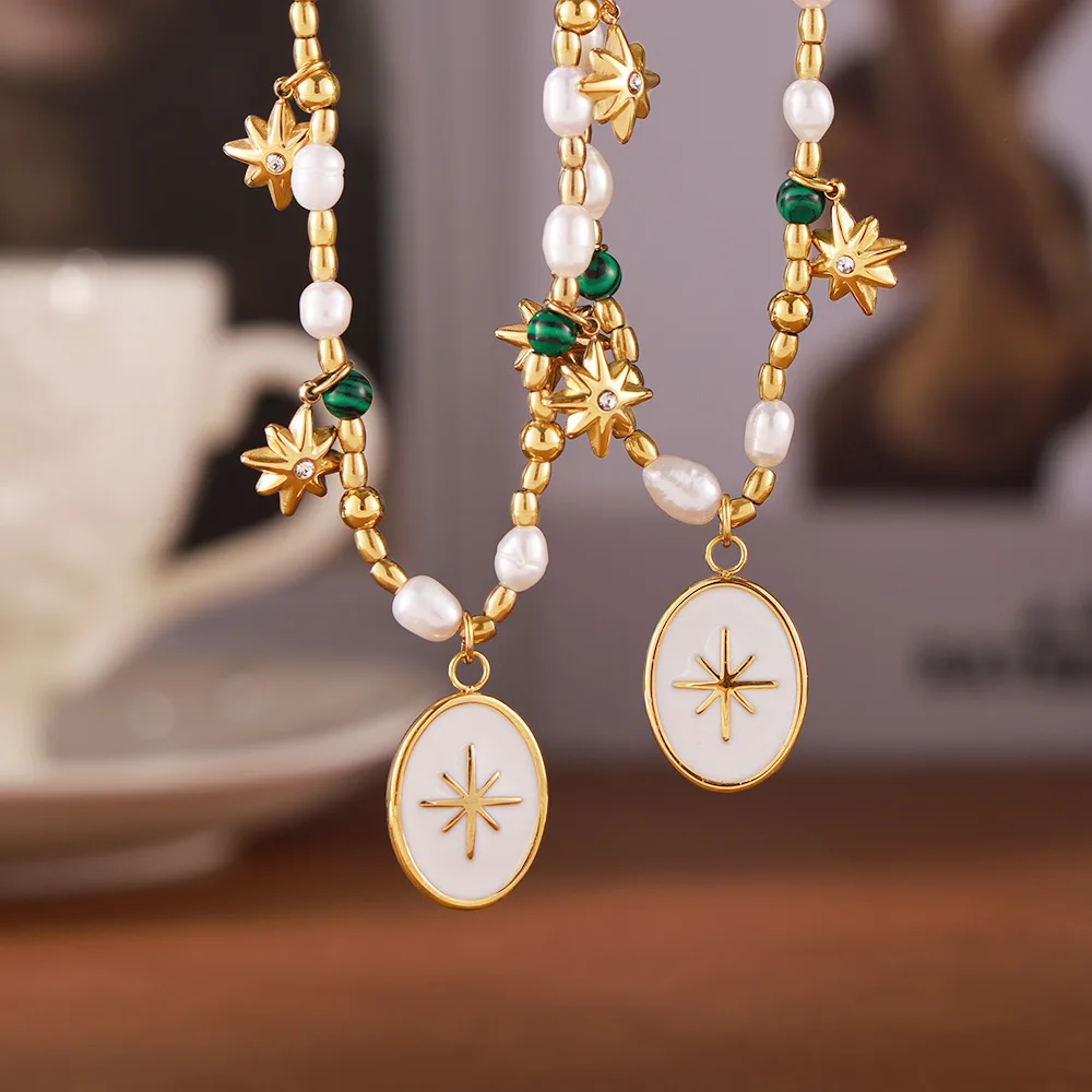 collier charm