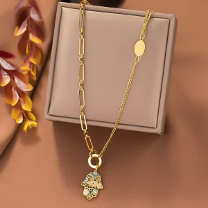 collier main de fatma