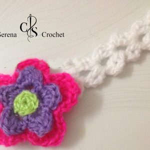 Attache tétine blanc avec fleur à 5 pétales au crochet