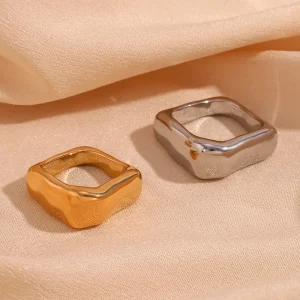 Bague Carrée