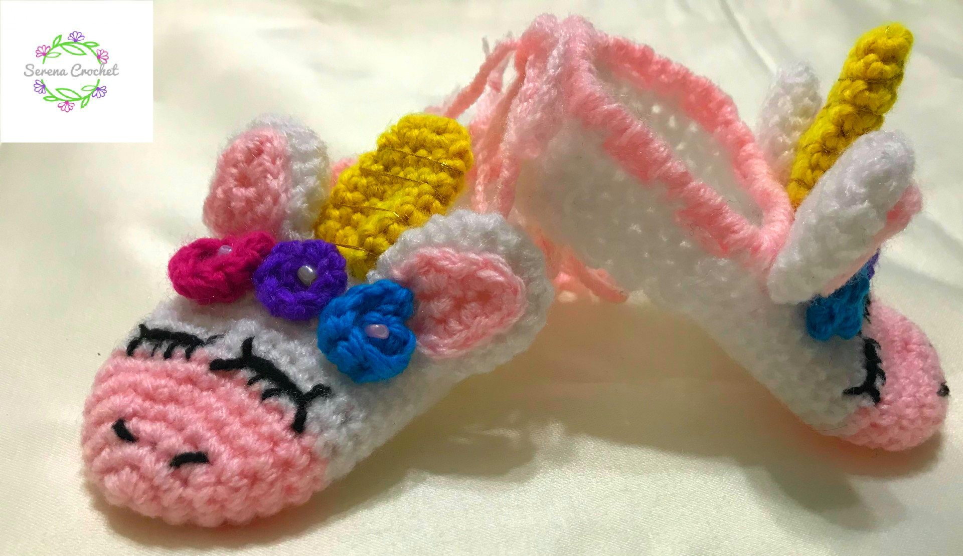 Chaussures licorne blanche et rose au crochet – Image 3