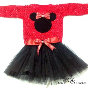 Jupe et pull le petit souris au sequins au crochet