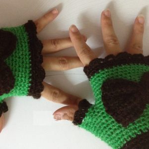 Gants vert et marron très élégants au crochet