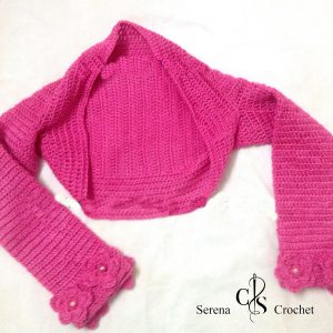 Gilet les fleurs rose de printemps au crochet